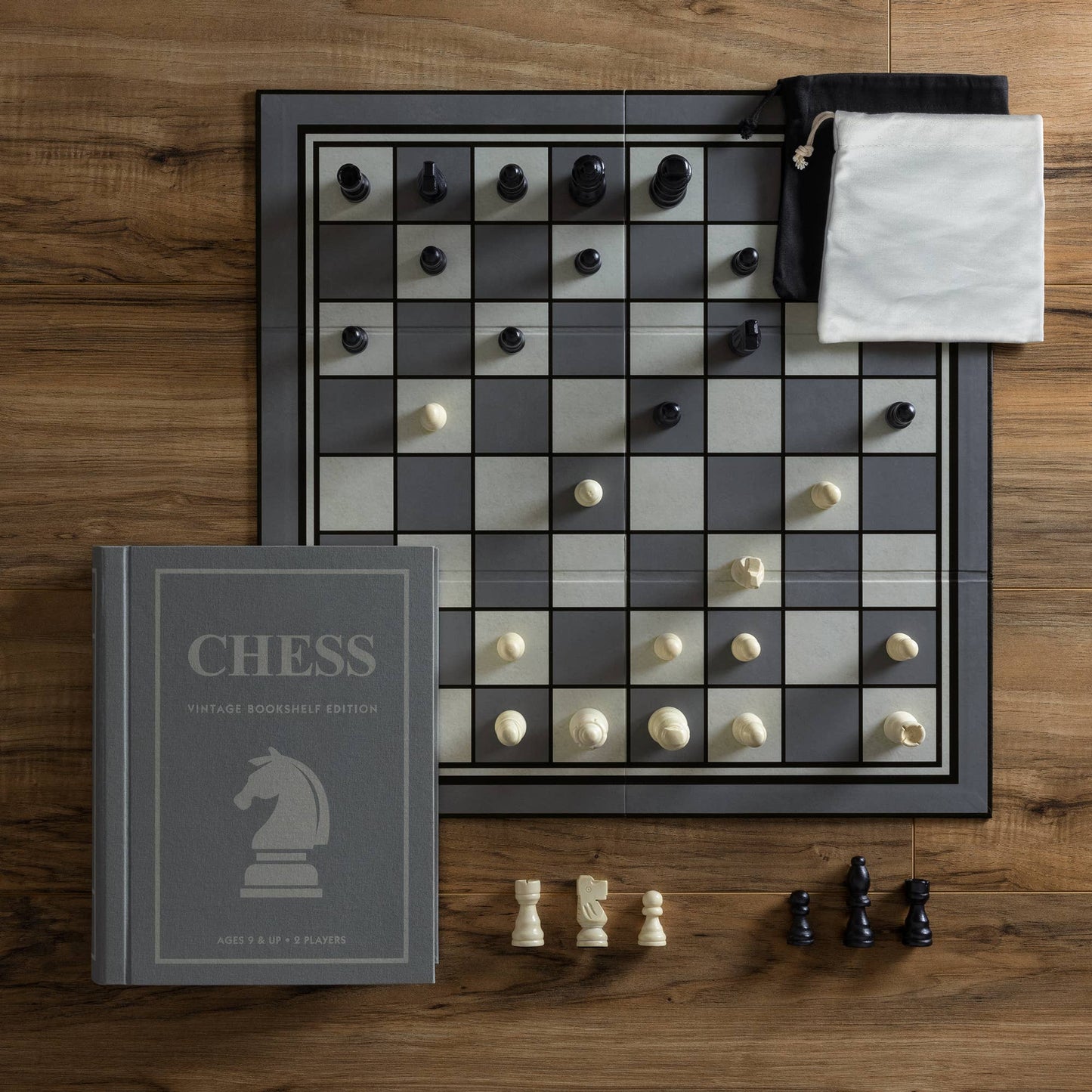 WS Game Company - WS Game Company Chess Vintage Bookshelf Edition