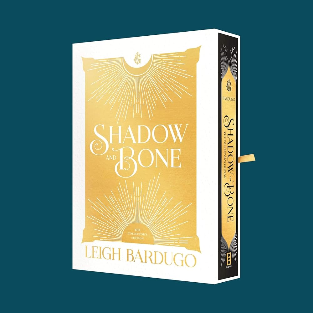 Shadow and Bone: The Collector's Edition (The Shadow and Bone Trilogy) cover image